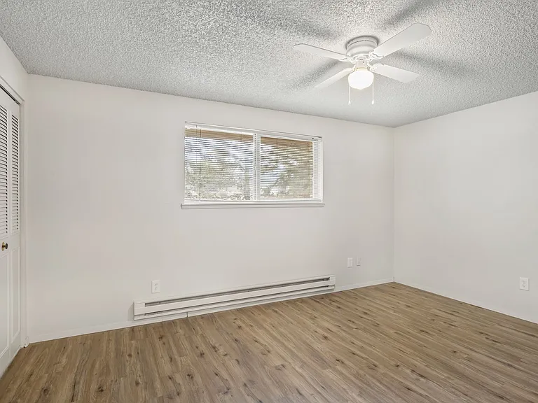 179 SW Hayes Ave — Photo 10
