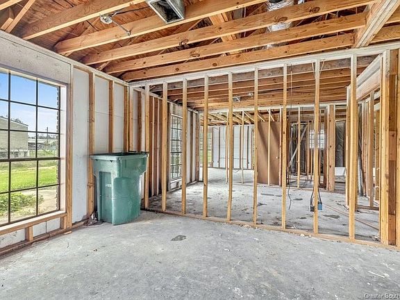 5th image of 2144 Gaylynn Dr