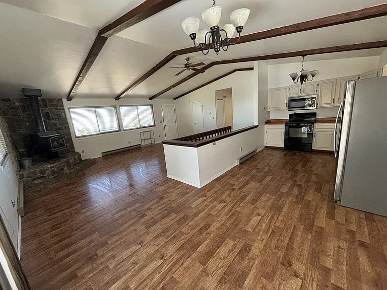 355 Forest Rd — Photo 8