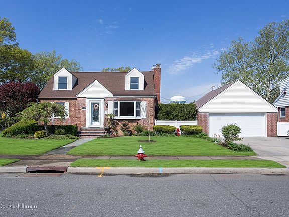 4th image of 43 Lipton Ln