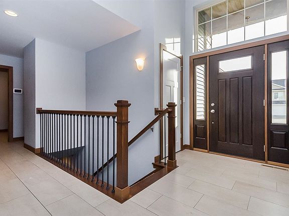 3rd image of 532 Rolling Hills Dr