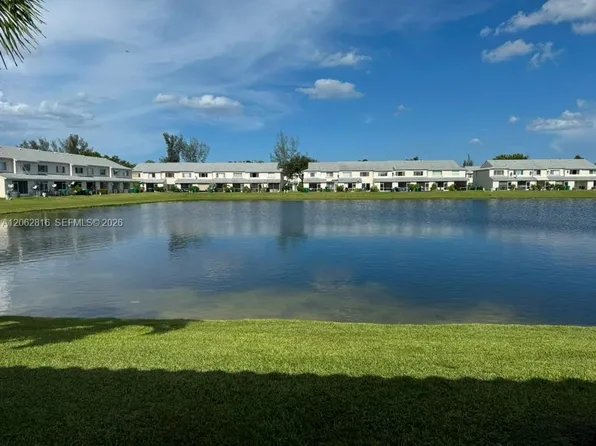 4926 SW 32nd Ave #136, Fort Lauderdale, FL 33312