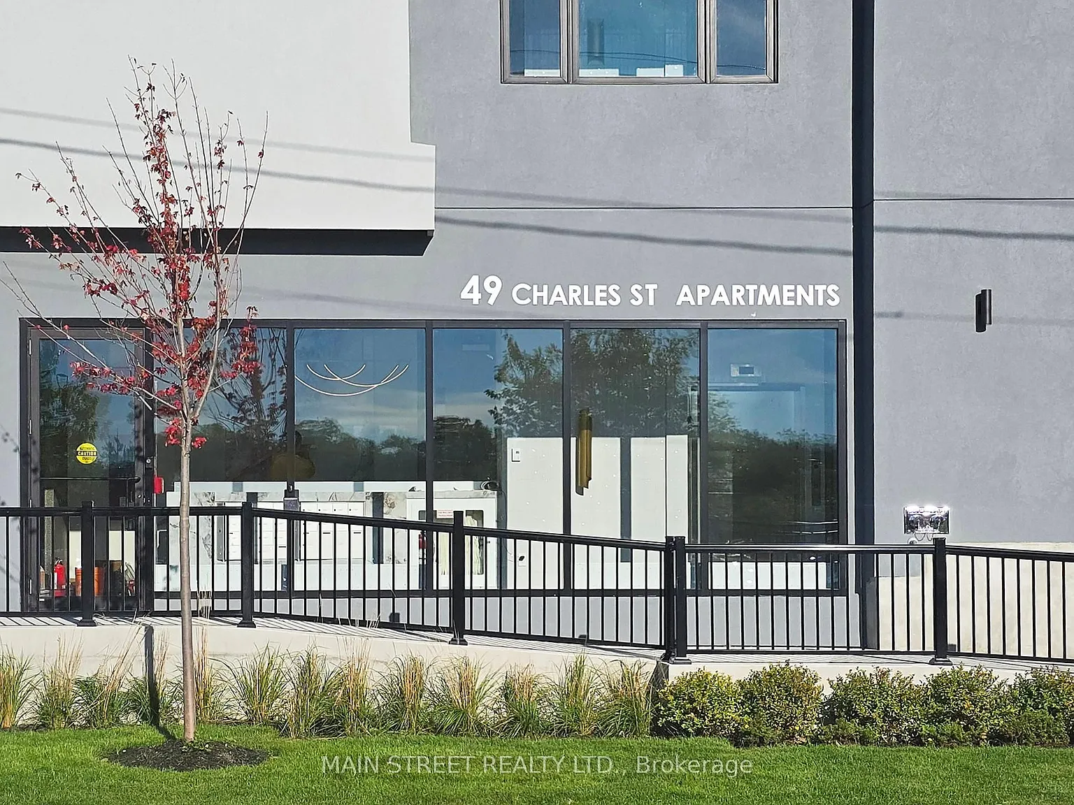 1 bed, $2,400 — Photo 2