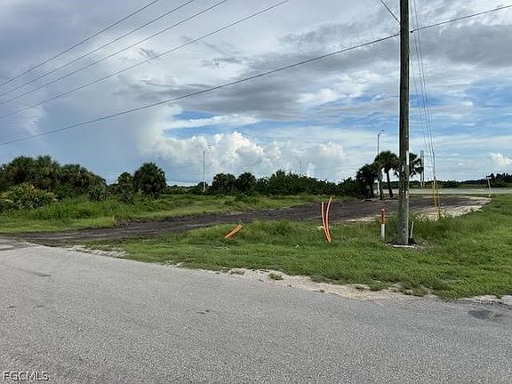 4th image of 3300 Meadow Rd