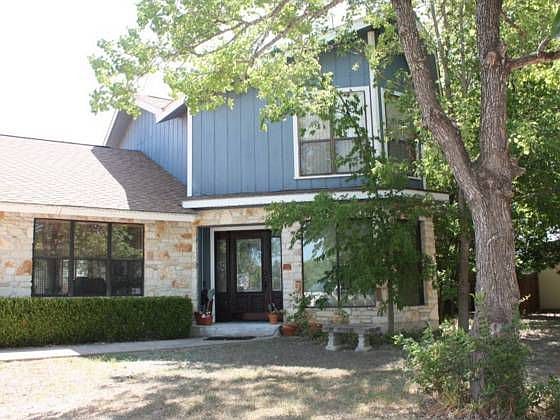 1st image of 106 Bogie Dr
