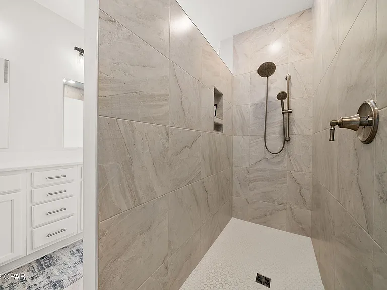 2101 Kingfisher Ct — Photo 22