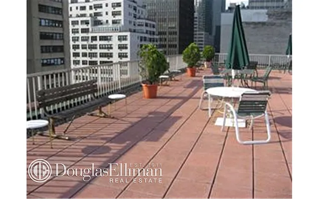 Sold by Douglas Elliman | media 8