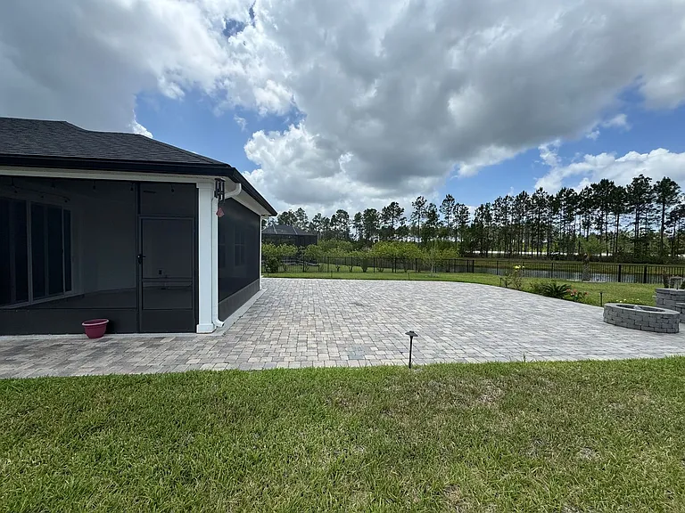 64 Rose Dew Dr — Photo 30