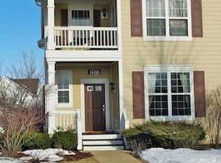 1410 Cornell Cir #A, Sugar Grove, IL 60554