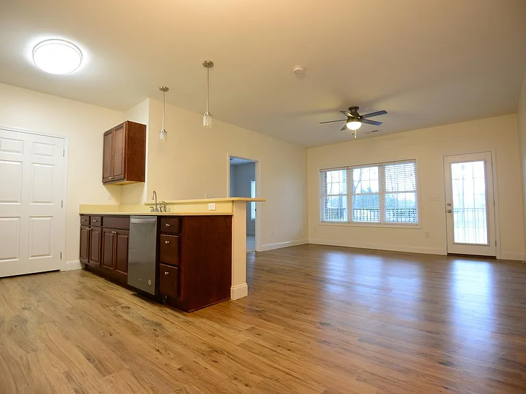 505 Olympic Ln — Photo 21