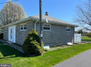 516 E Rosebud Rd, Myerstown, PA 17067