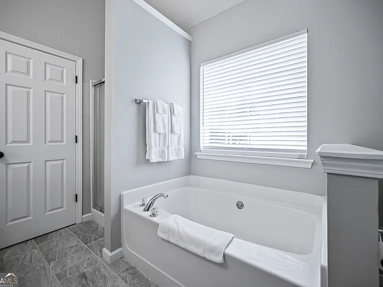 11 Cobblestone Dr NW — Photo 29