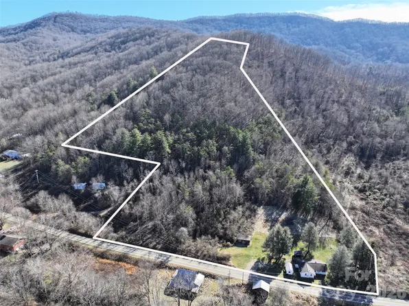 1906 Ratcliff Cove Rd #1, Waynesville, NC 28786