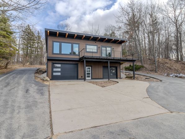 9186 Peninsula Dr