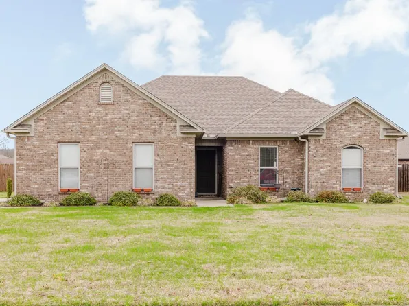 1200 Andrews Dr, Conway, AR 72032