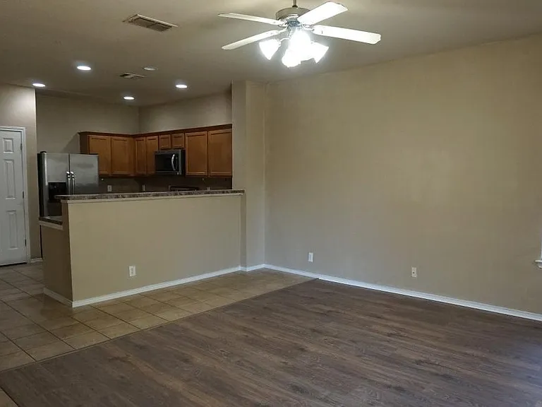 26610 Sparrow Rdg — Photo 9