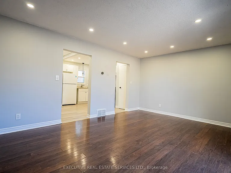 131 Rockwood Ave #18 — Photo 12