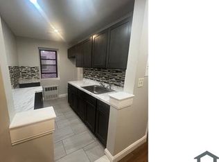 130 Chancellor Ave #3F, Newark, NJ 07112