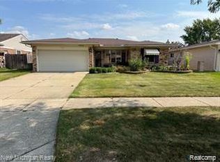 38826 Arlingdale Dr, Sterling Heights, MI 48310