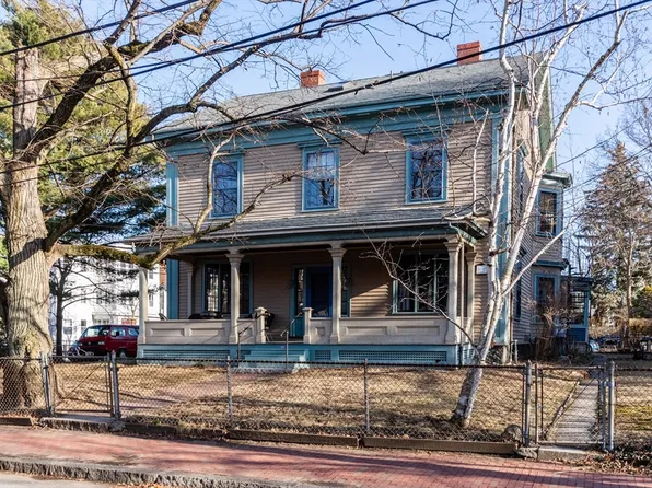 24-24 Chester St, Somerville, MA 02144