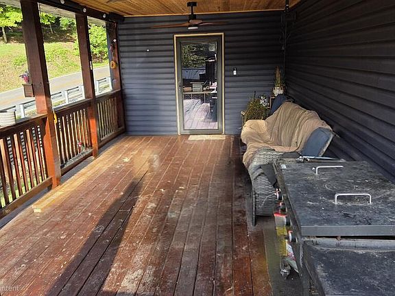 3rd image of 1589 Fallsburg Rd