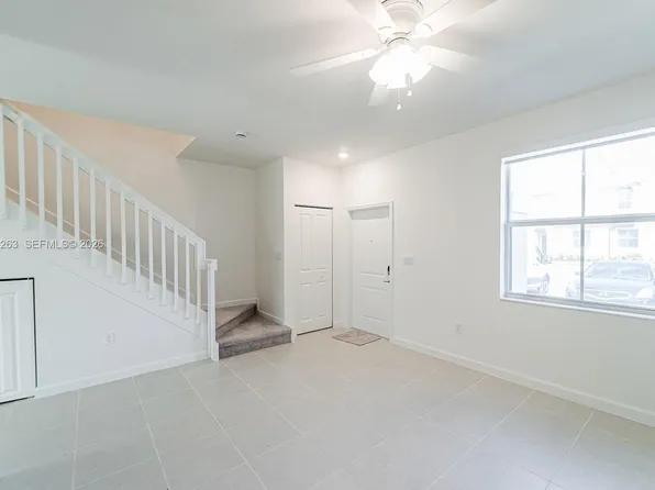 2620 SE 28th Dr, Homestead, FL 33035