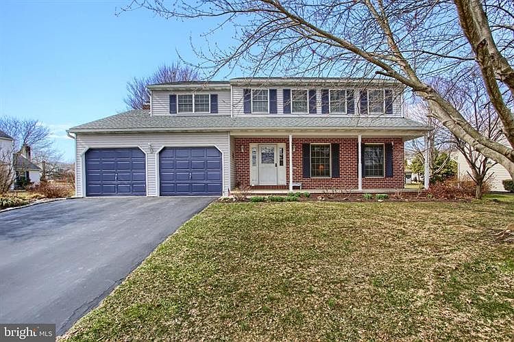 1st image of 413 Clemens Dr