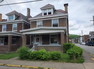1300 Vine St, Mc Kees Rocks, PA 15136