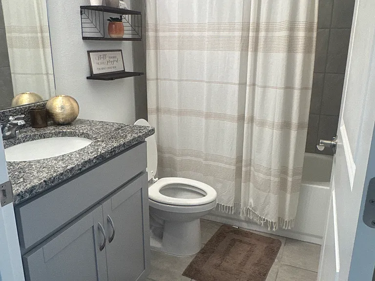 1051 Patriot Loop — Photo 15