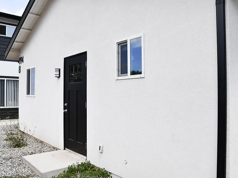994 Valencia St — Photo 75