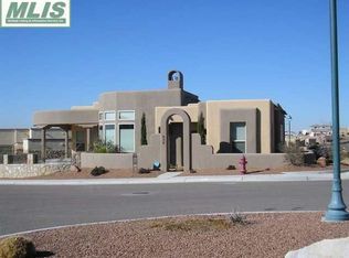 620 La Melodia Dr, Las Cruces, NM 88011