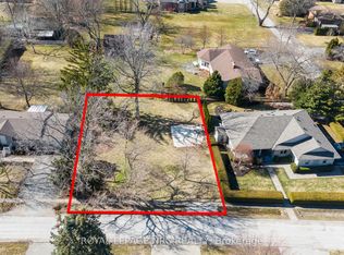 122 Flynn St, Niagara On The Lake, ON L0S1J0
