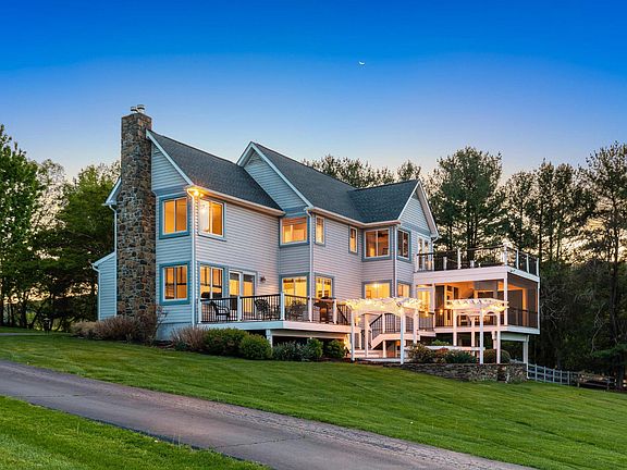 2nd image of 35571 Suffolk Ln