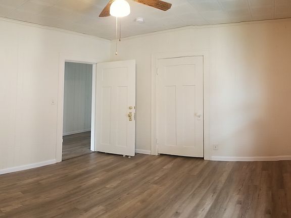 5th image of 5038 18th Ave NE