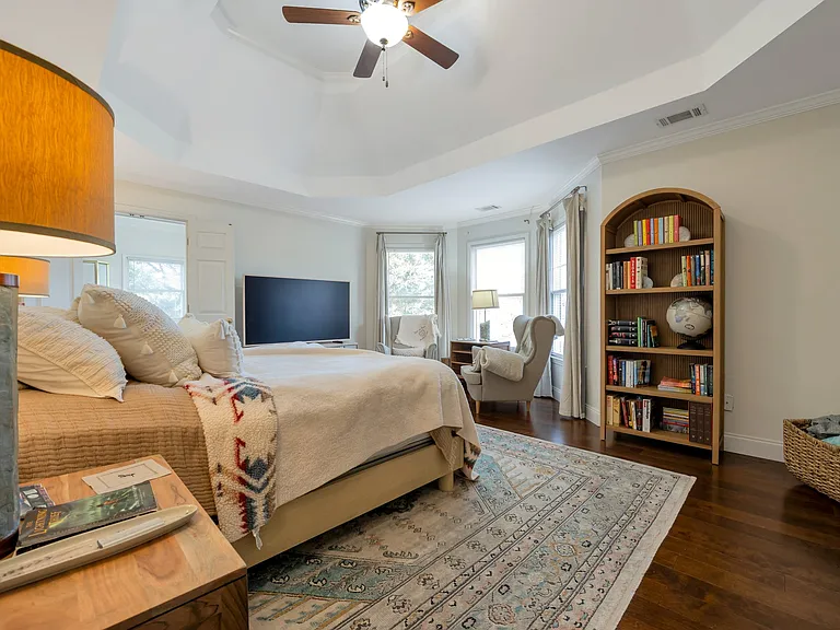403 Dogwood Way — Photo 24