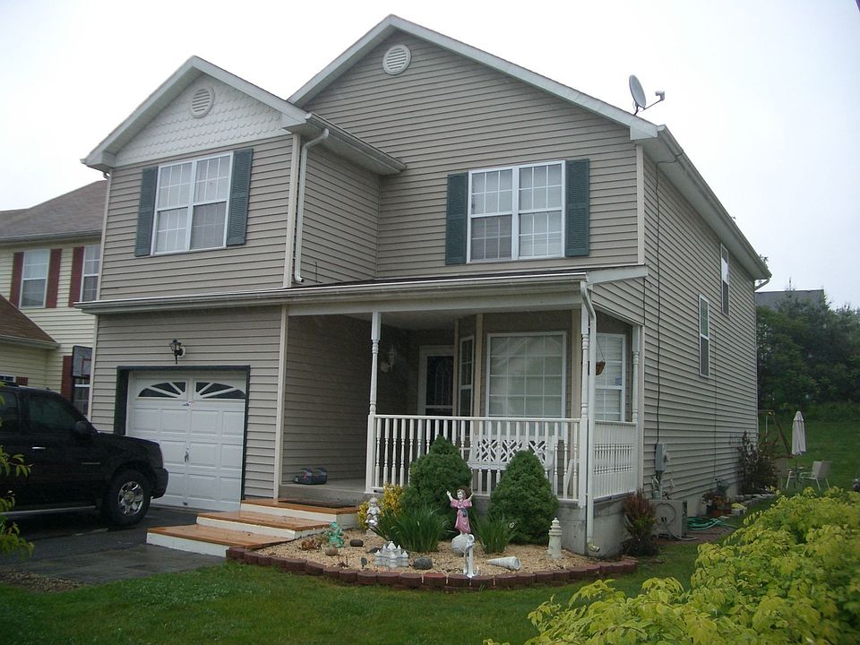 1st image of 319 Angelo Dr