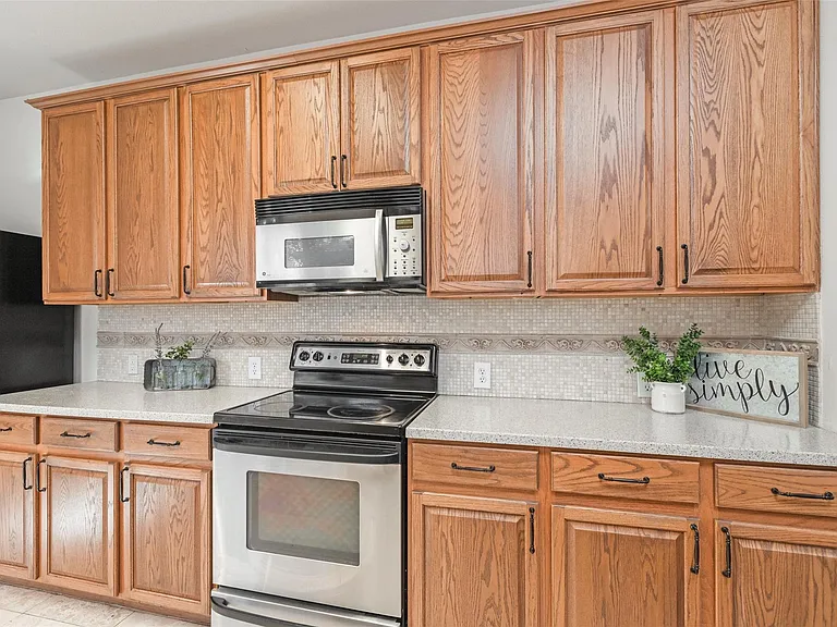 11549 Fountainbridge Dr — Photo 16