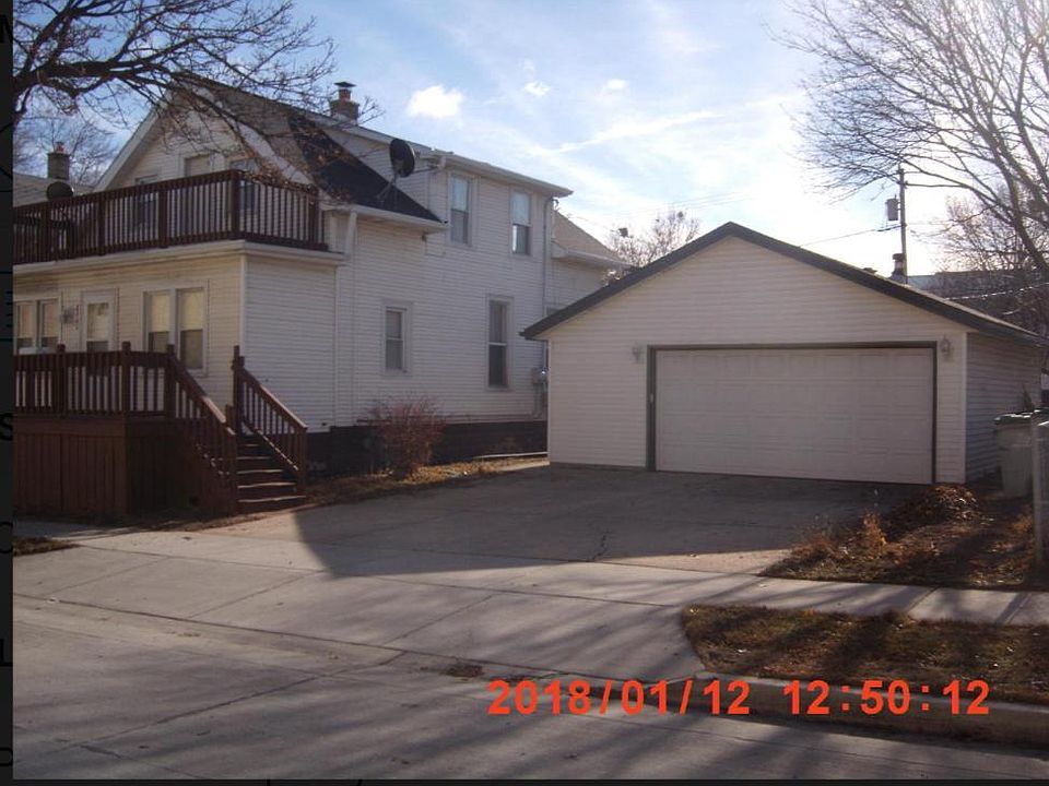 8761 W Adler St, Milwaukee, WI 53214 | Zillow