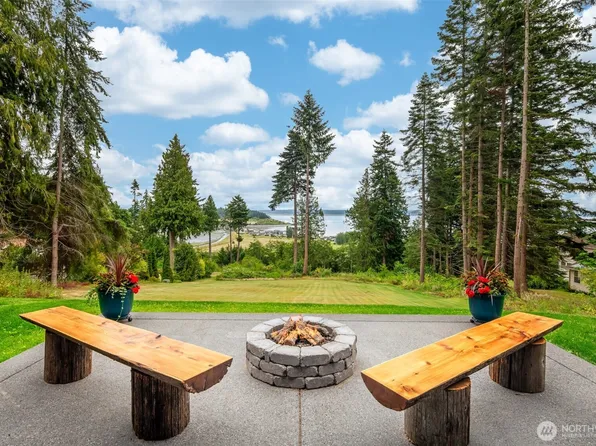 501 Vesper Way, Camano Island, WA 98282