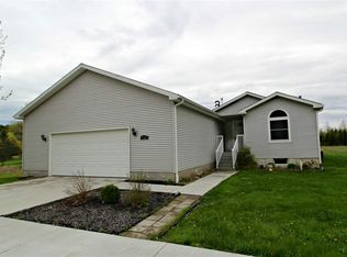 7481 W Potter Rd, Flushing, MI 48433