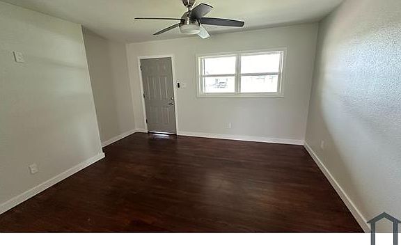 3rd image of 342 Saratoga Dr