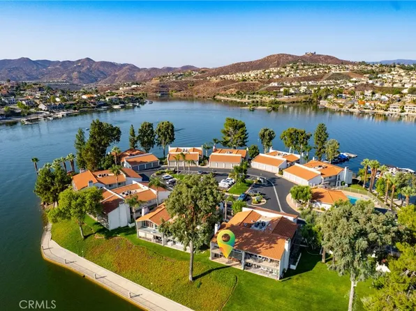 22054 Treasure Island Dr, Canyon Lake, CA 92587