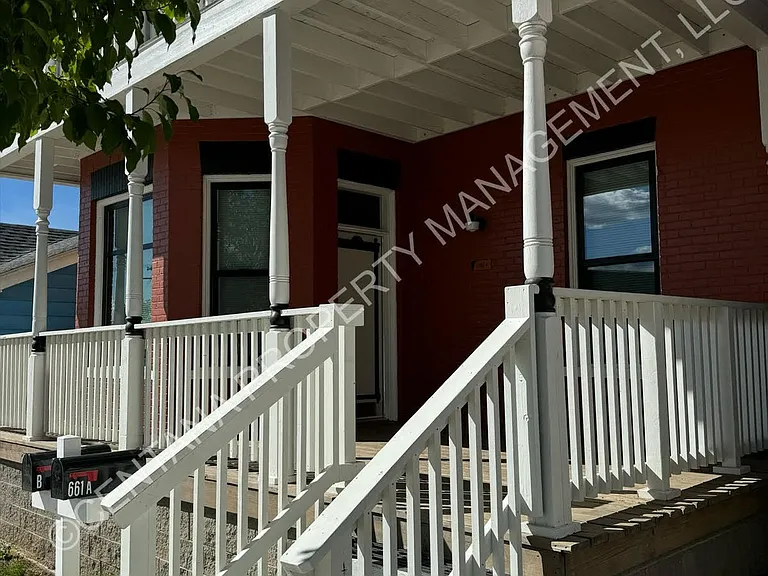 661 S Main — Photo 3
