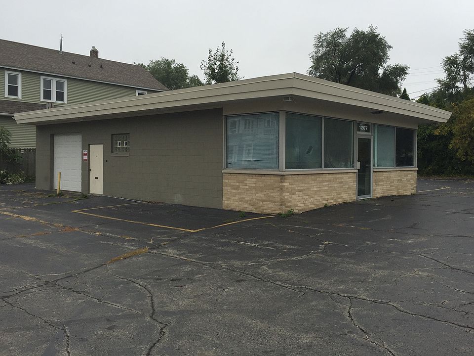 2nd image of 1207 60th St