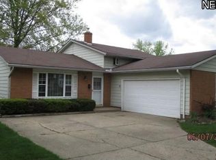 2360 Augustine Dr, Parma, OH