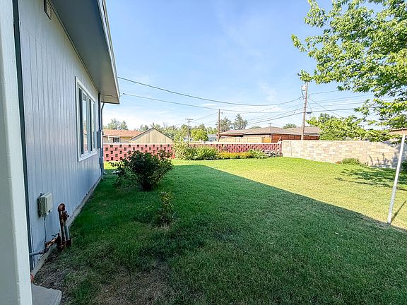 5th image of 1809 Colorado Ave