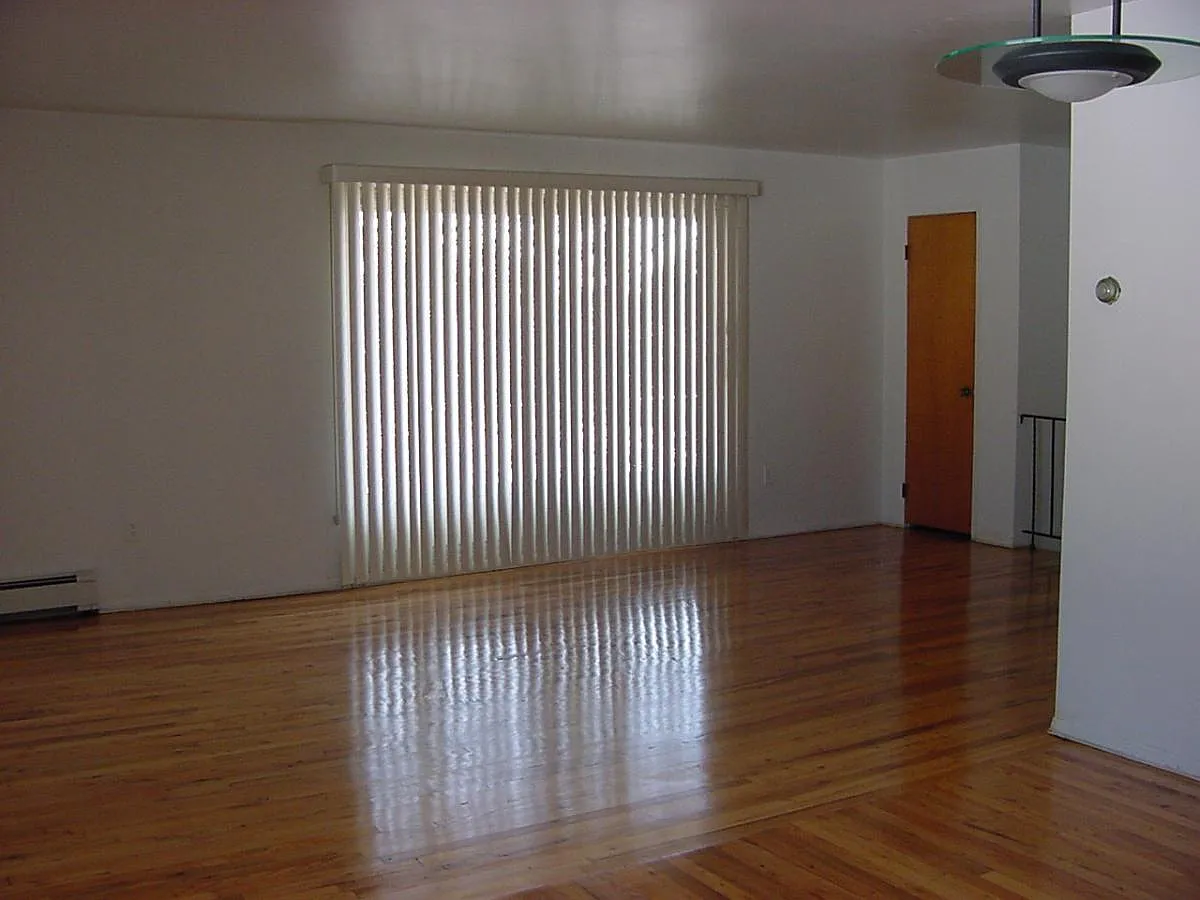 3 bed, 1400 sqft, $3,500 — Photo 3