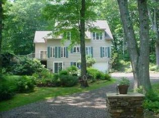 31 Roxmont Rd, Rockport, ME 04856