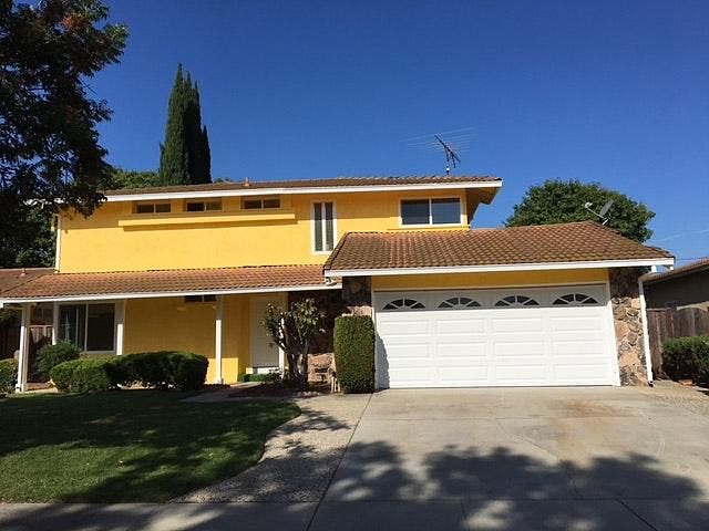 1st image of 1035 Sherman Oaks Dr
