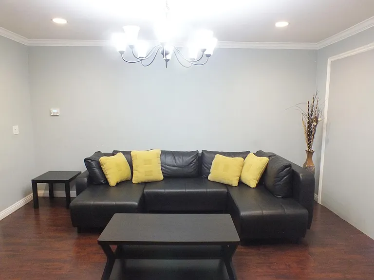 214 W Glendon Way #A — Photo 22